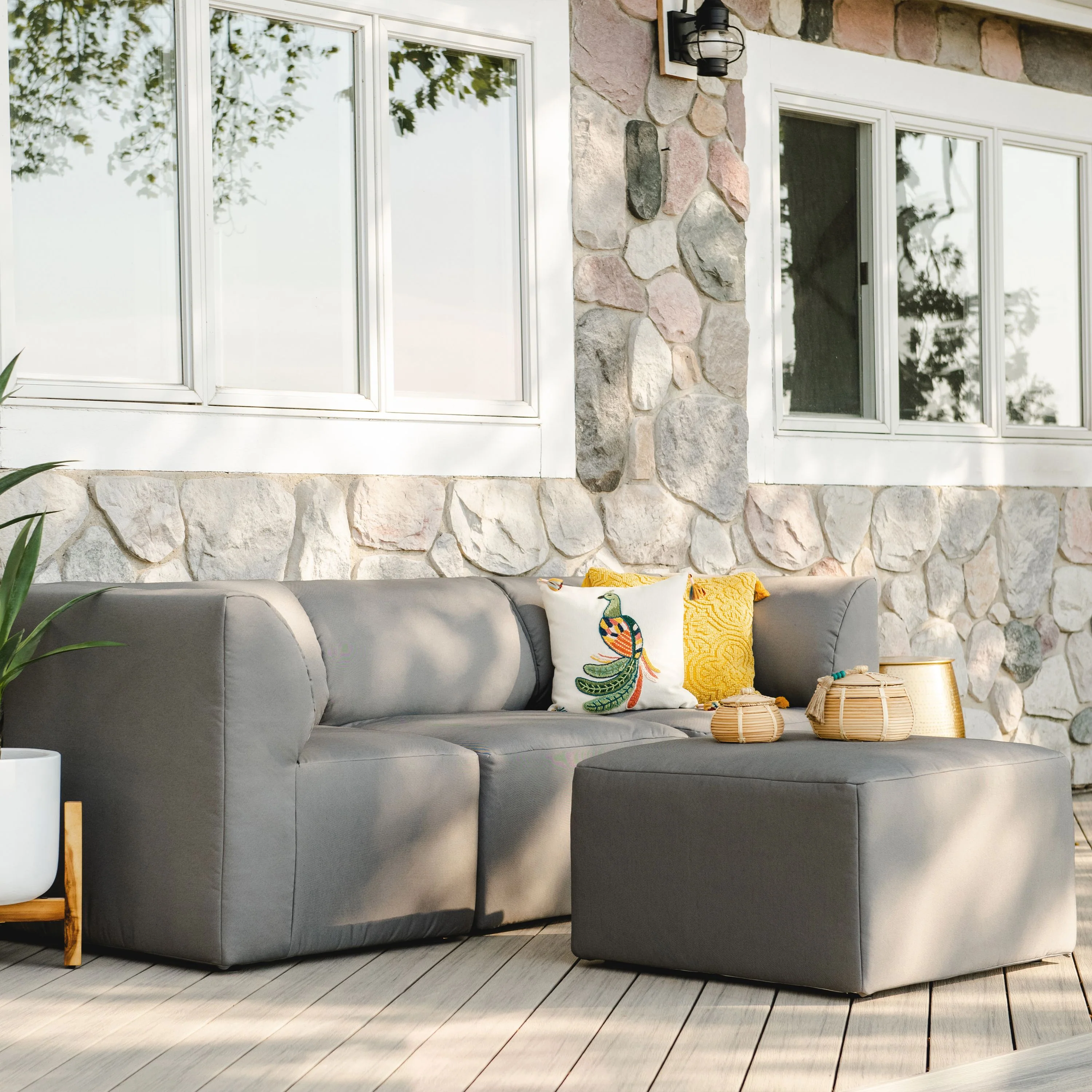 Patio 4pc Sectional - Image 32
