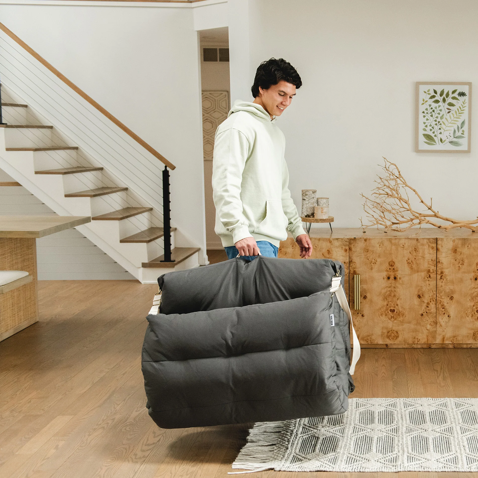 Chameleon Lounger - Image 13