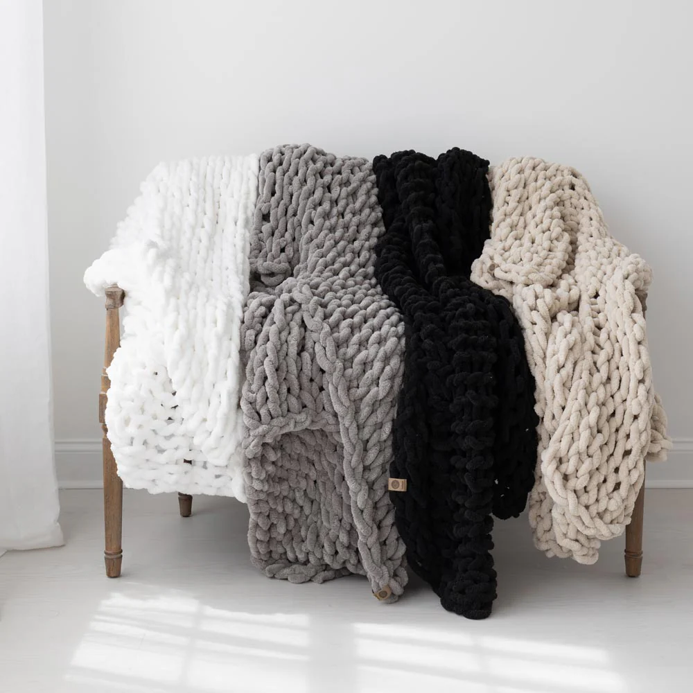 INFINITE CHUNKY KNIT BLANKET | MINKY | BIG - BLANC - Image 12