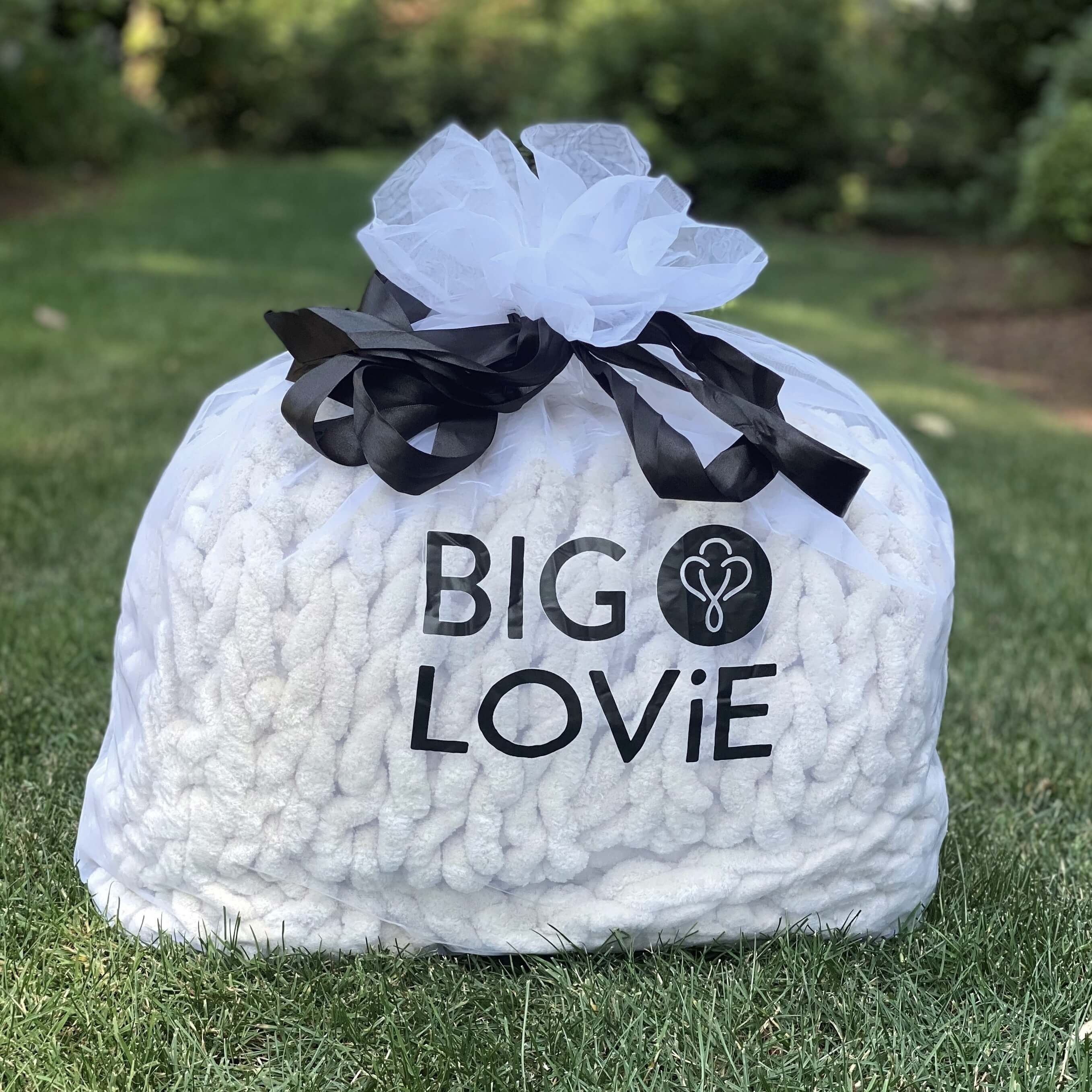INFINITE CHUNKY KNIT BLANKET | MINKY | BIG - ONYX - Image 11