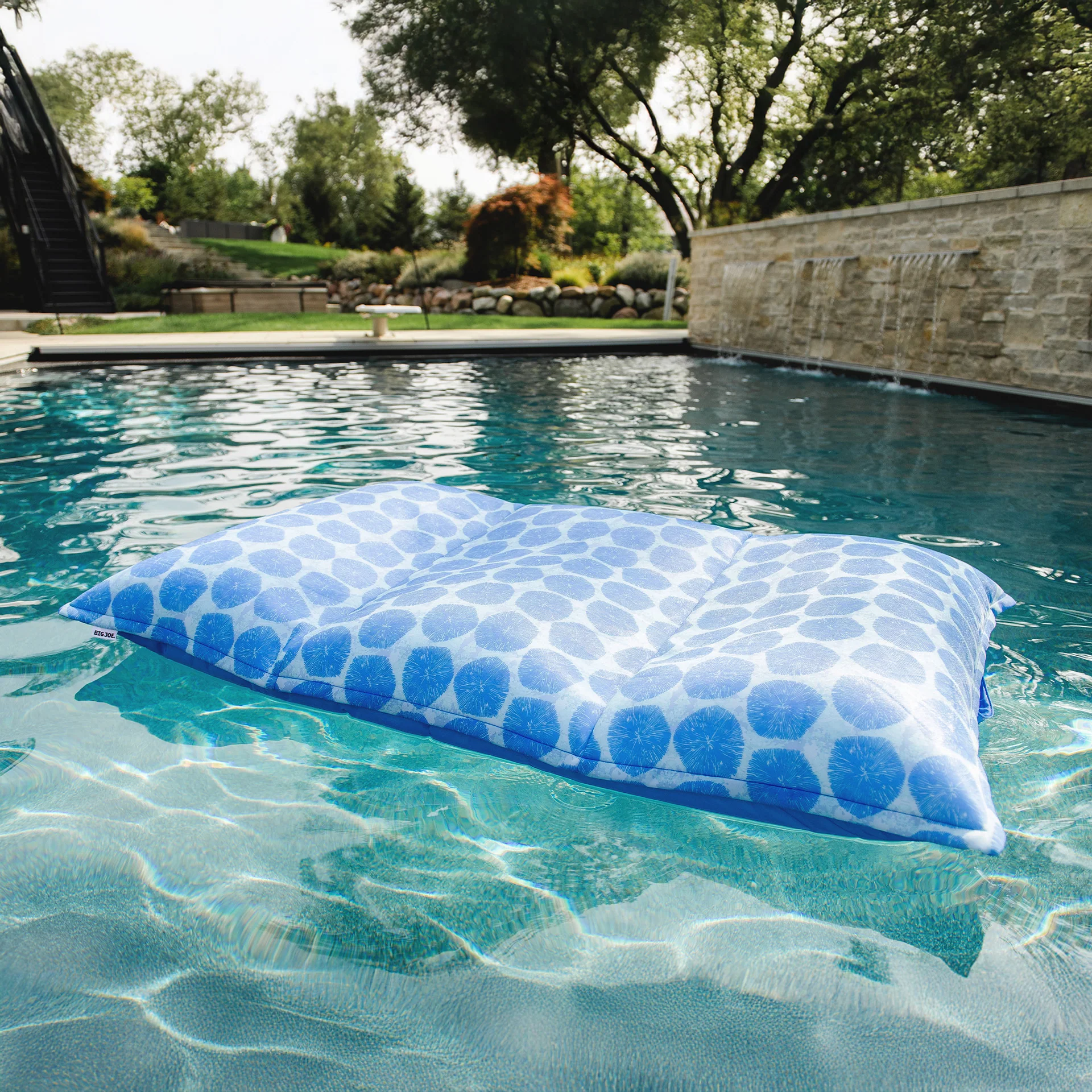 Lagoon Lounger - Image 136