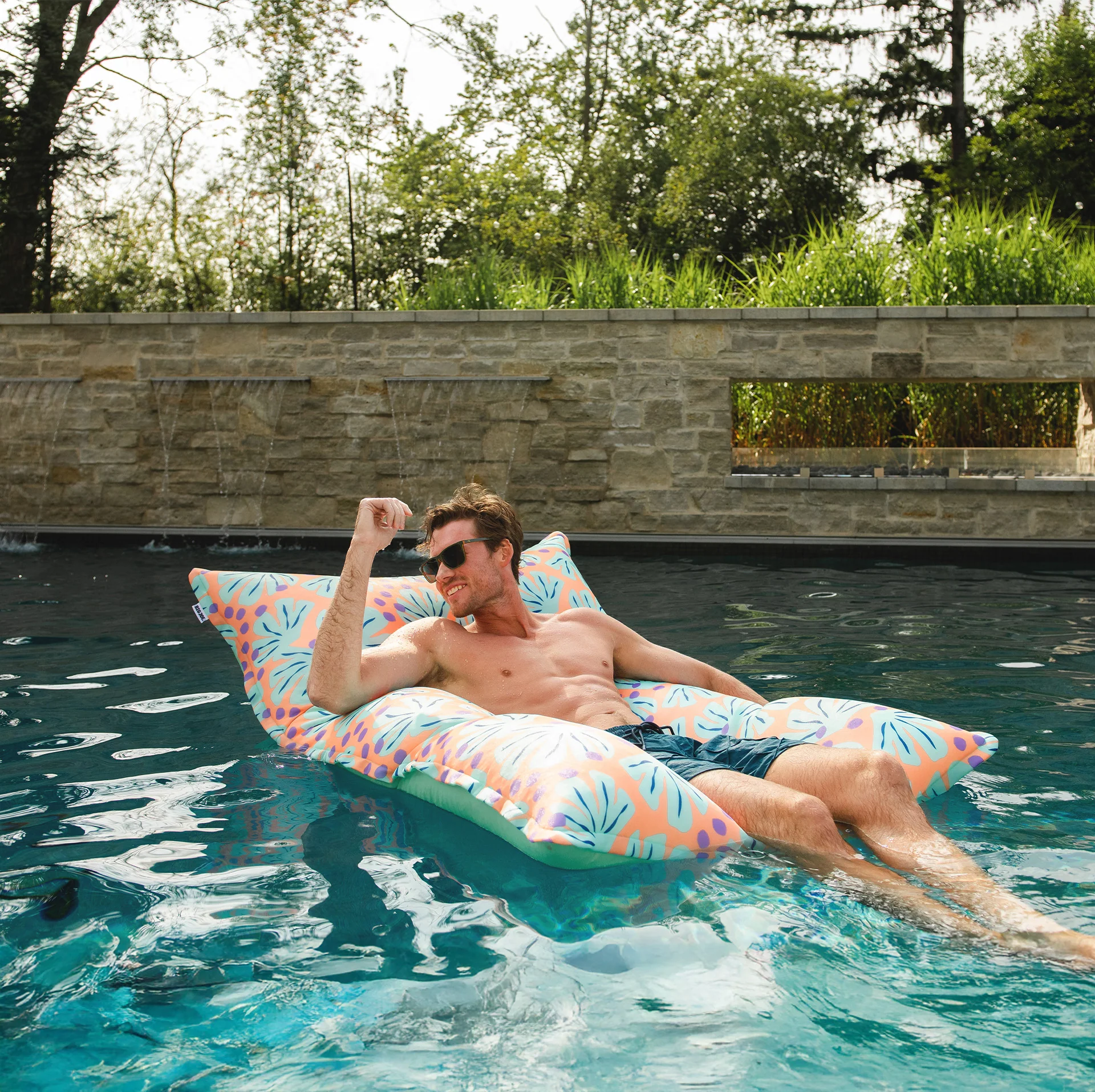 Lagoon Lounger - Image 96