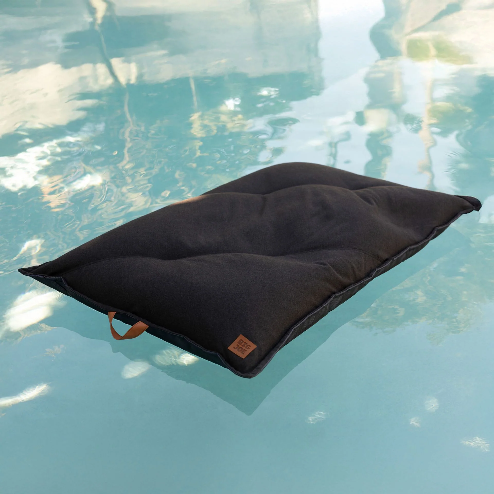 Lux Lagoon Lounger with Sunbrella® Fabric - Image 6